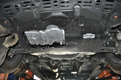 比亞迪S7加裝發(fā)動機護板與油箱材質探究 一個真實車主的驗證記錄